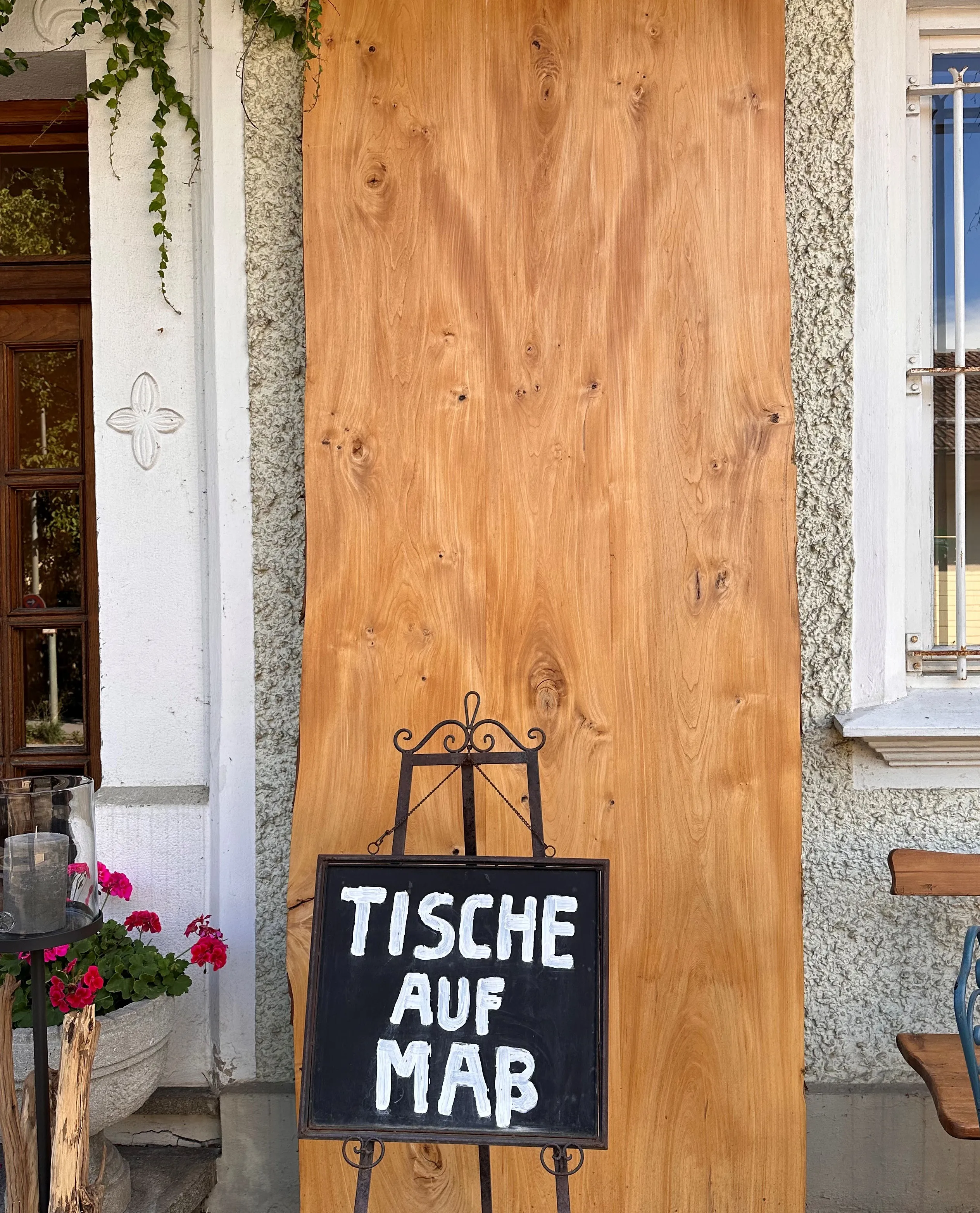 tisch an hauswand, tische auf maß